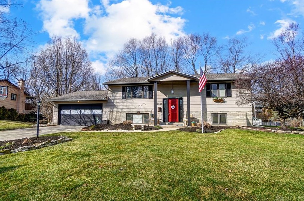 2321 Glenheath Dr, Dayton, OH 45440-1905