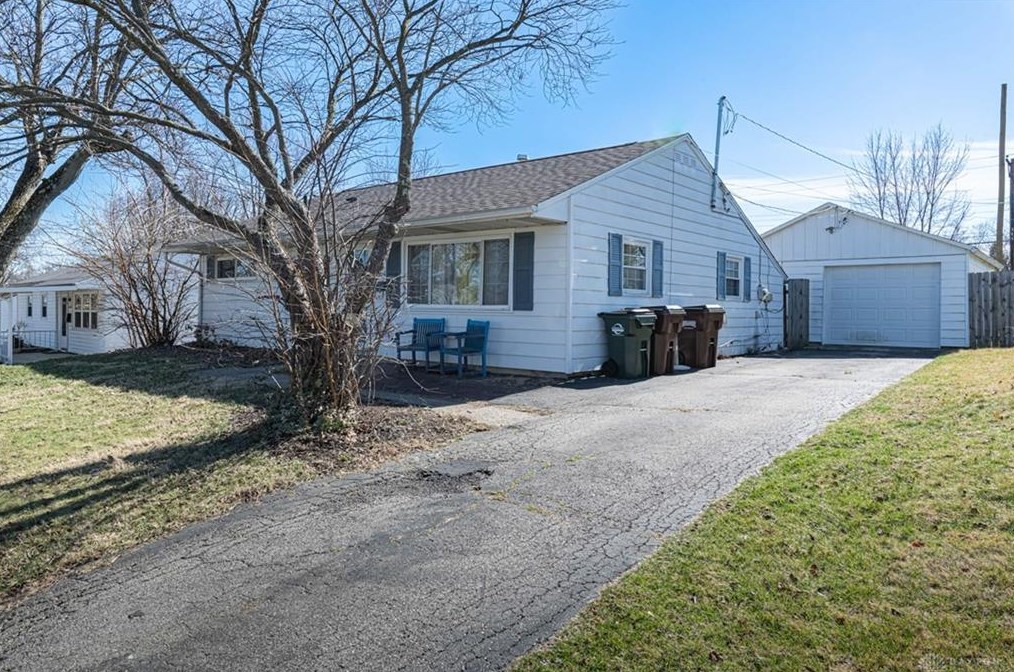 2364 Bingham Ave, Dayton, OH 45420-3721