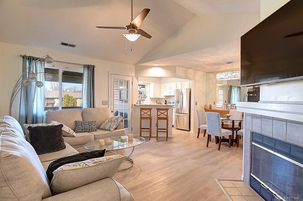 210 Waterfront Pl, Dayton, OH 45458-3866