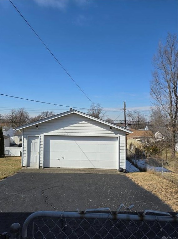 251 Wright Ave, Dayton, OH 45403-1636