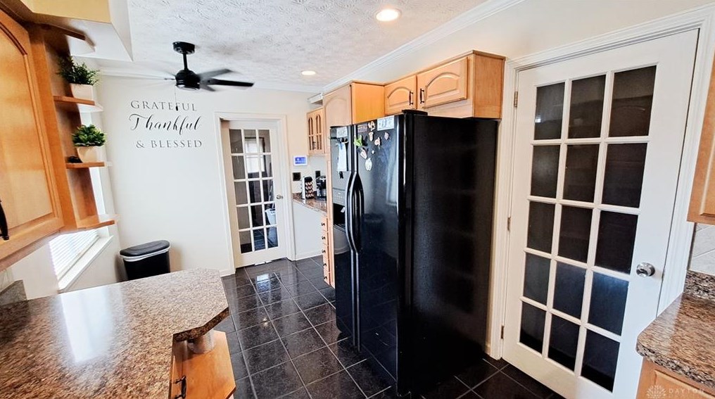 6262 Garber Rd, Dayton OH  45415-2010 exterior