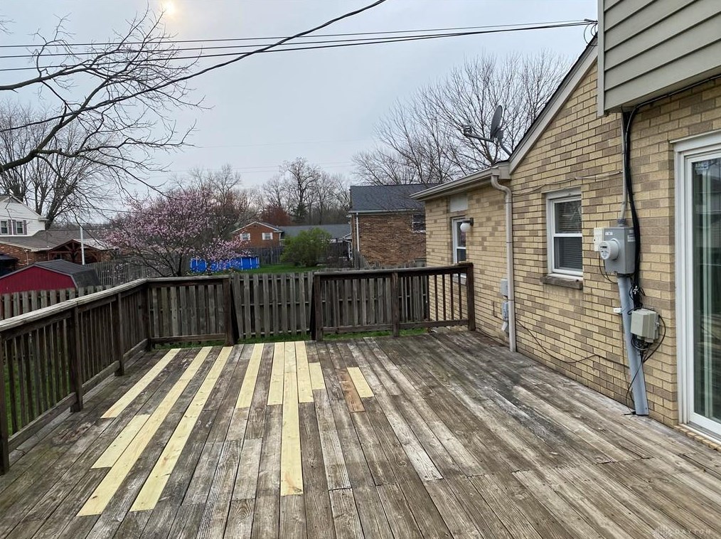 4170 Cedar Blf Cir, Dayton OH 45415-1906 exterior