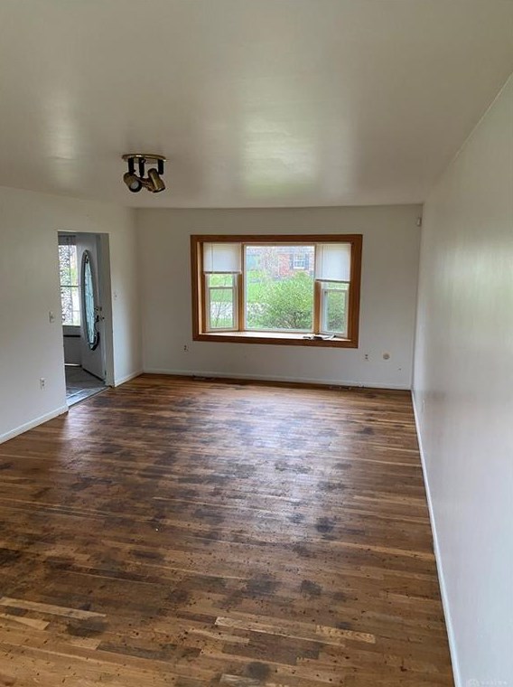 4170 Cedar Blf Cir, Dayton OH 45415-1906 exterior