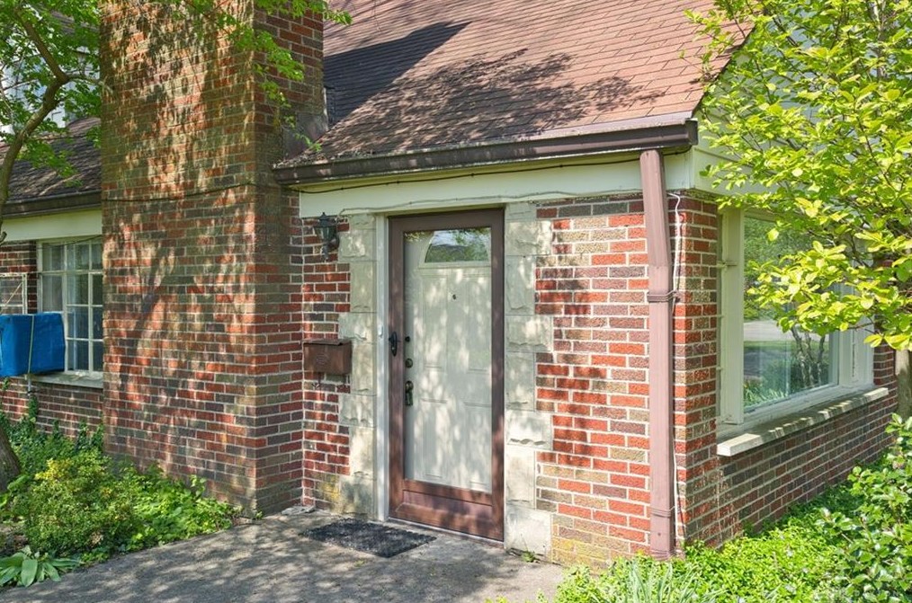 3951 Maricarr Dr, Dayton, OH 45429-3341