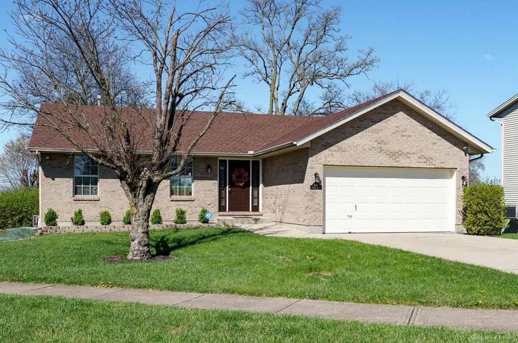 7043 Beagle Ct, Hamilton, OH 45011-6570