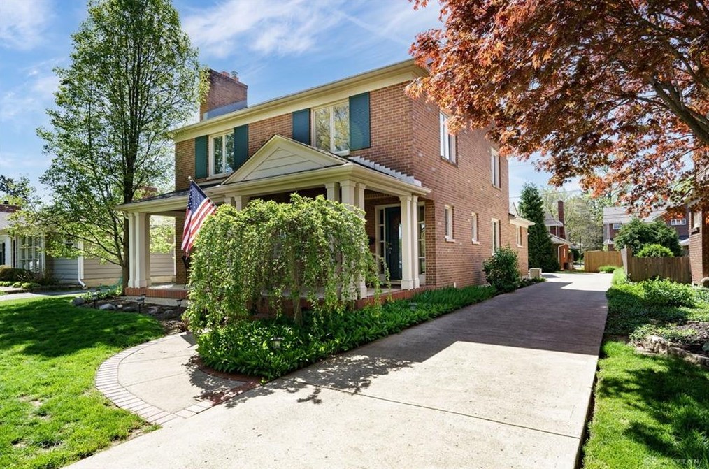 122 Dellwood Ave, Dayton, OH 45419