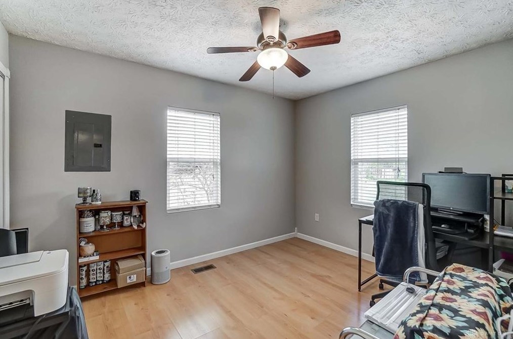 1126 11th St, Miamisburg OH  45342-1932 exterior