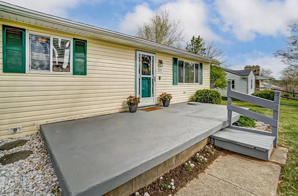 1126 11th St, Miamisburg, OH 45342-1932
