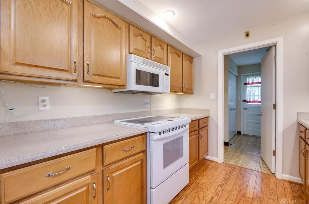 2123 Timberidge Cir, Dayton OH  45459-1342 exterior