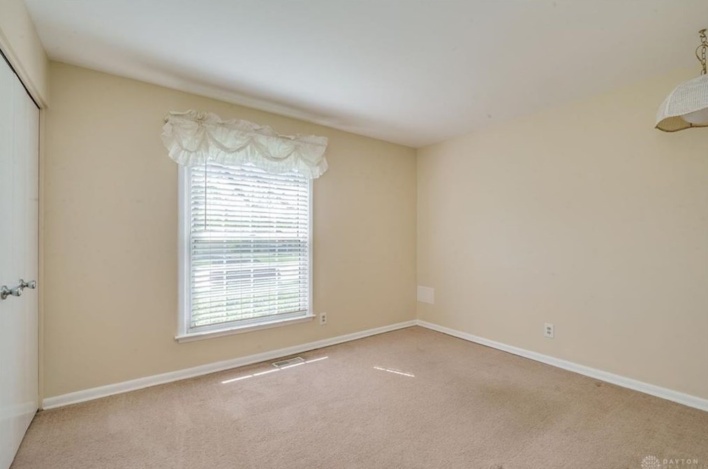 2123 Timberidge Cir, Dayton OH  45459-1342 exterior