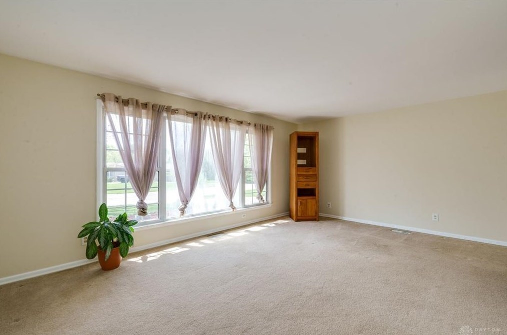 2123 Timberidge Cir, Dayton OH  45459-1342 exterior