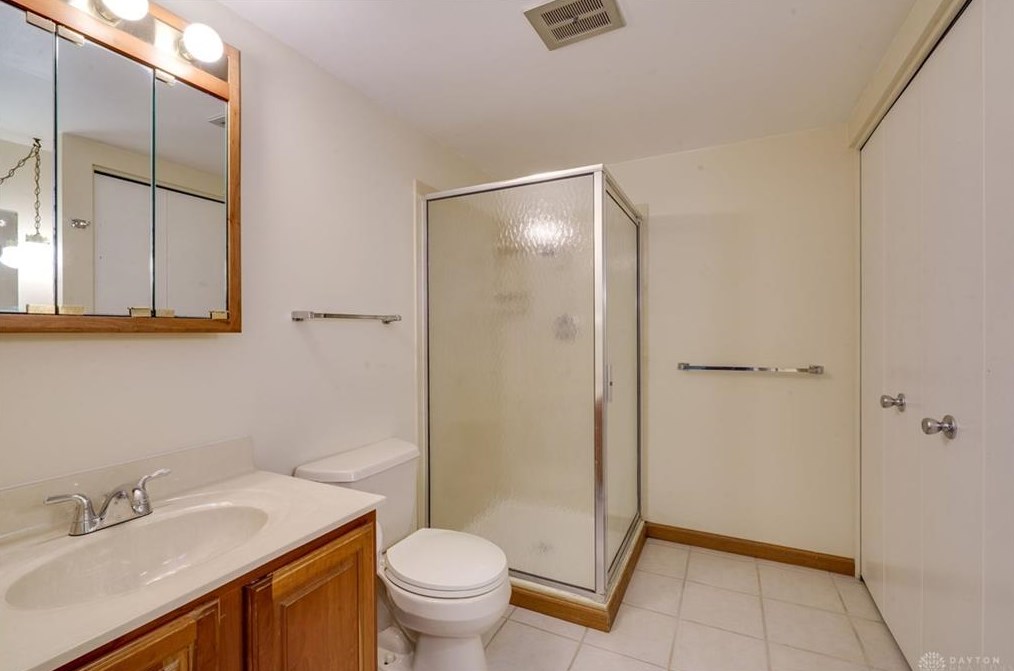 2123 Timberidge Cir, Dayton OH  45459-1342 exterior