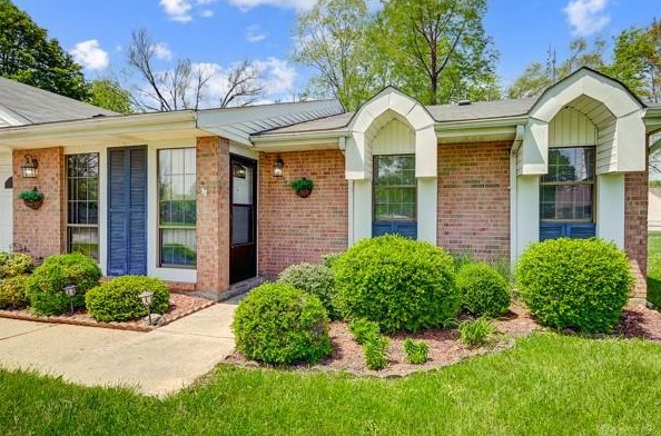5263 Coco Dr #11b, Dayton, OH 45424