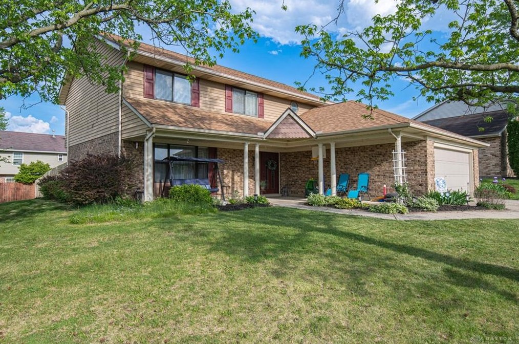 8838 Deer Chase Dr, Dayton, OH 45424