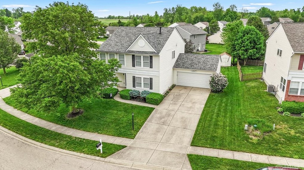 4247 King Bird Ln, Miamisburg, OH 45342