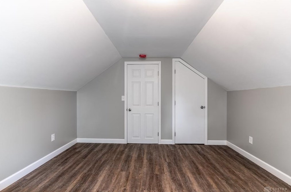 3923 Fieldcrest Dr, Dayton OH  45431-2303 exterior