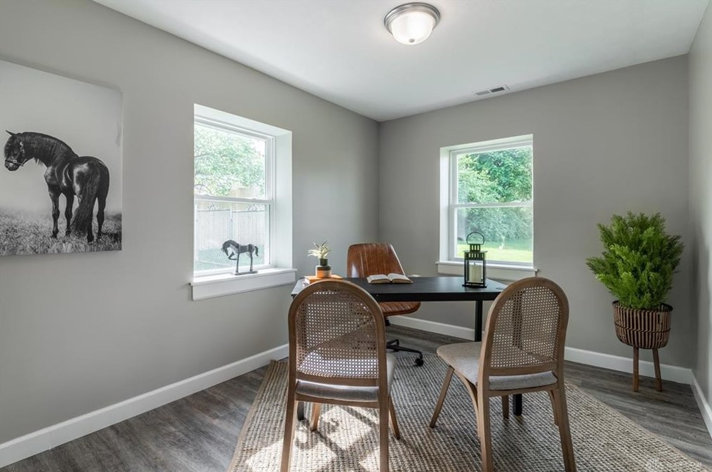 3923 Fieldcrest Dr, Dayton OH  45431-2303 exterior