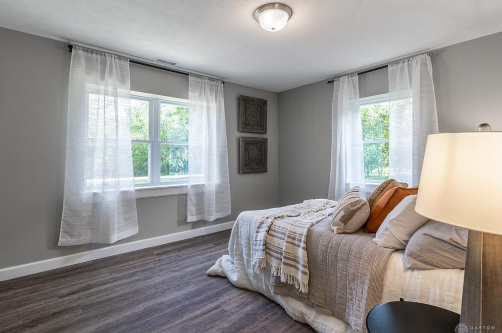 3923 Fieldcrest Dr, Dayton OH  45431-2303 exterior