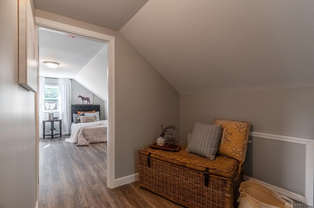 3923 Fieldcrest Dr, Dayton OH  45431-2303 exterior