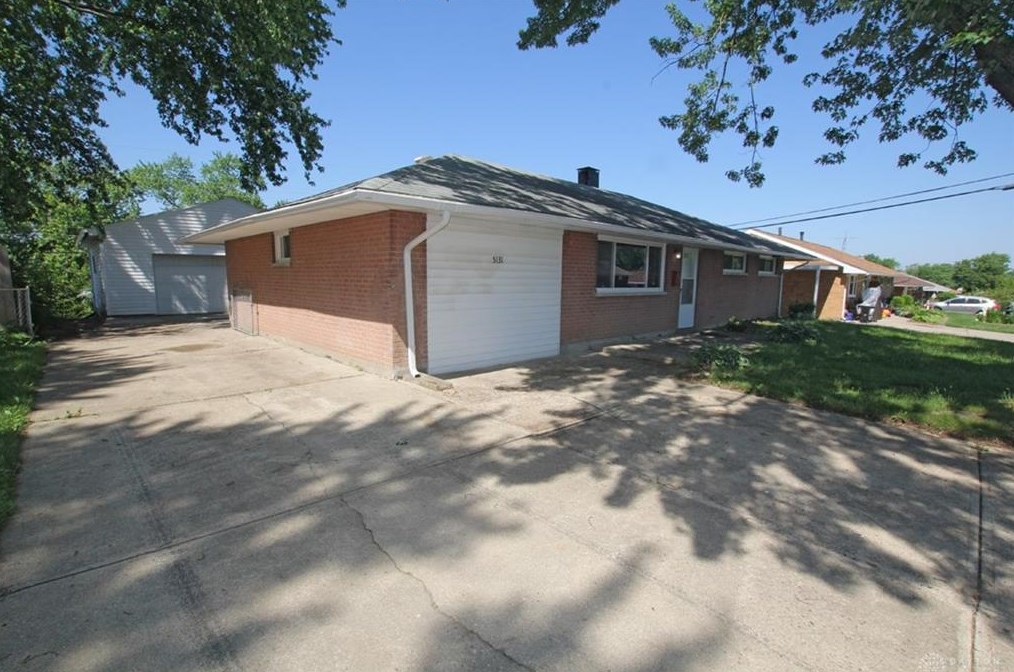 5131 Pepper Dr, Dayton, OH 45424-6044