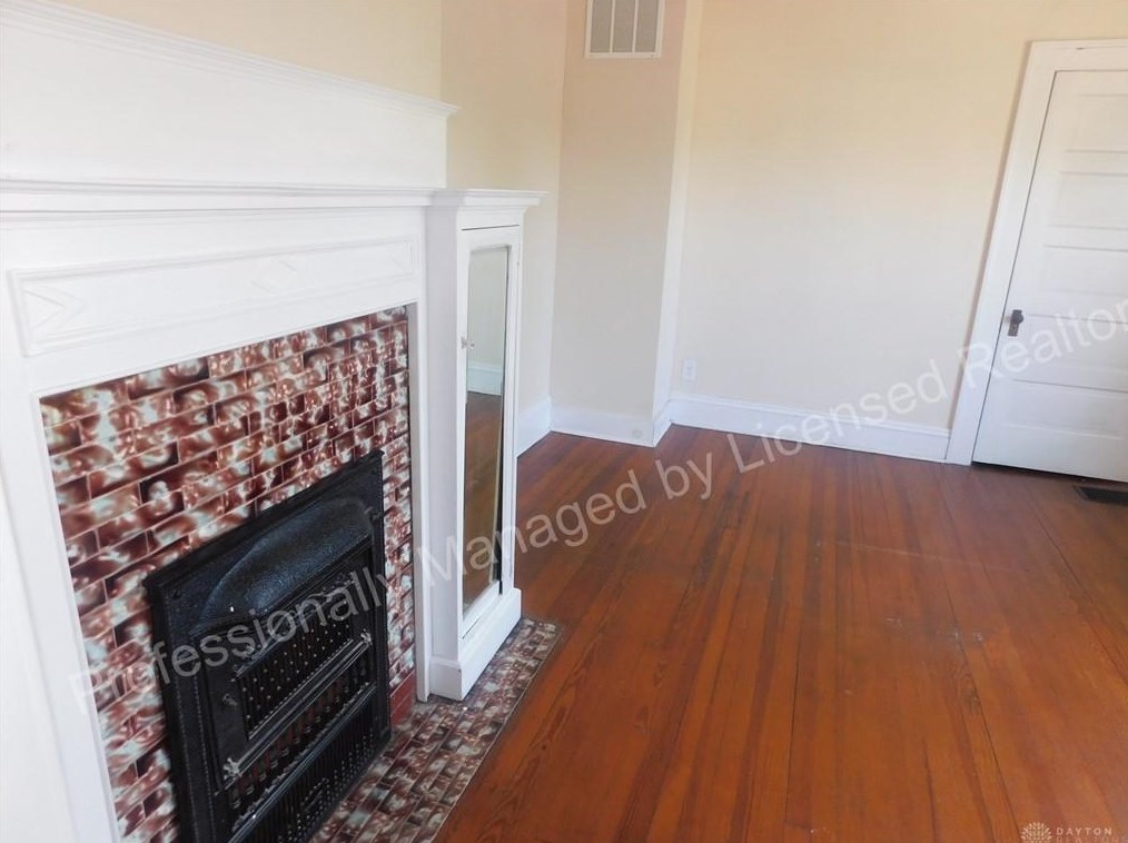 1452 Limestone St, Springfield OH  45503-3353 exterior