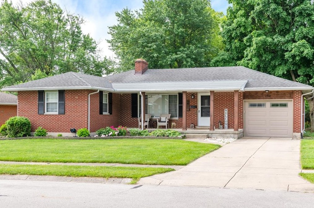 259 Villa Dr, Brookville, OH 45309-1316