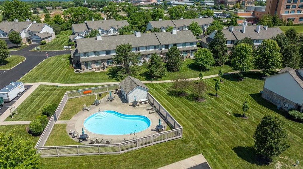 3573 Sequoia Dr, Dayton OH  45431-3783 exterior