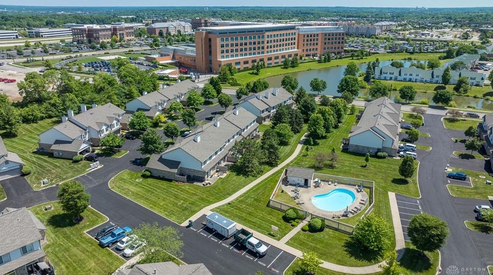 3573 Sequoia Dr, Dayton OH  45431-3783 exterior