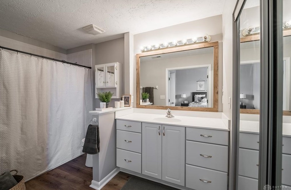 3573 Sequoia Dr, Dayton OH  45431-3783 exterior