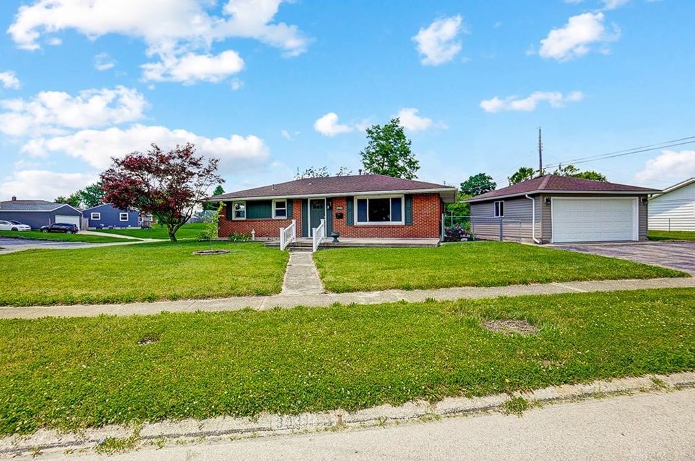 3931 Sumpter Ave, Dayton, OH 45414-5225