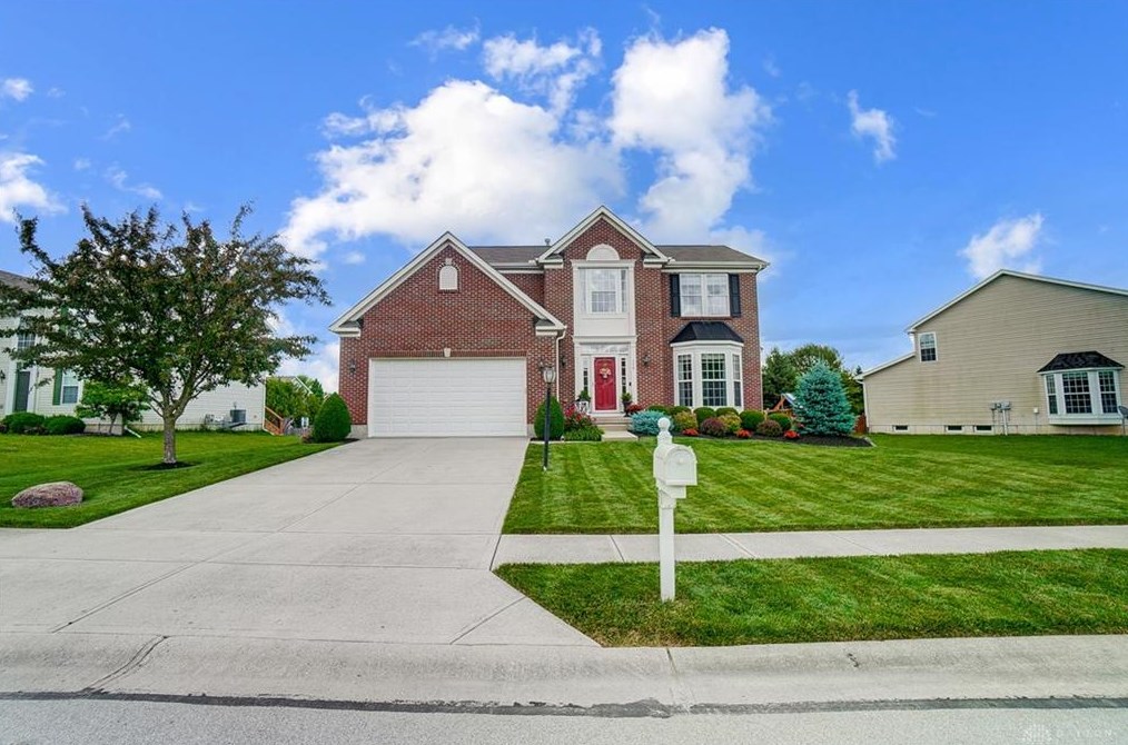 124 Springhouse Dr, Englewood, OH 45322-8799