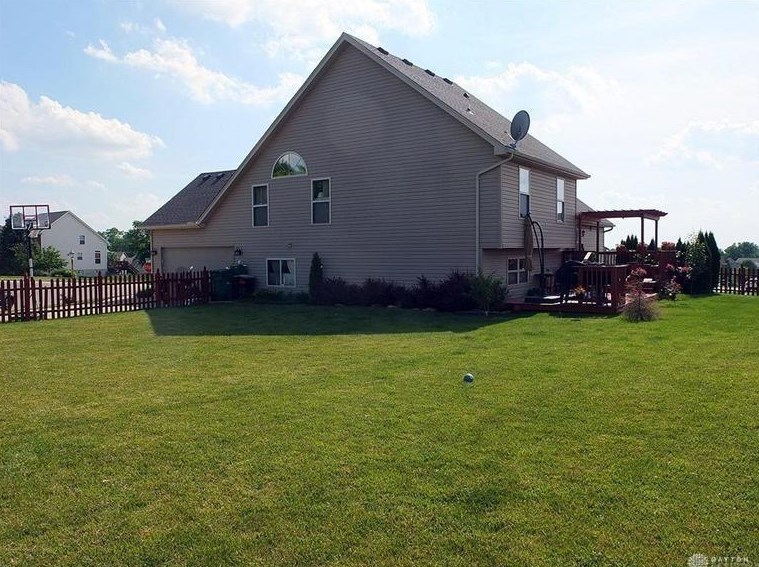 9101 Bennington Way, Dayton, OH 45458