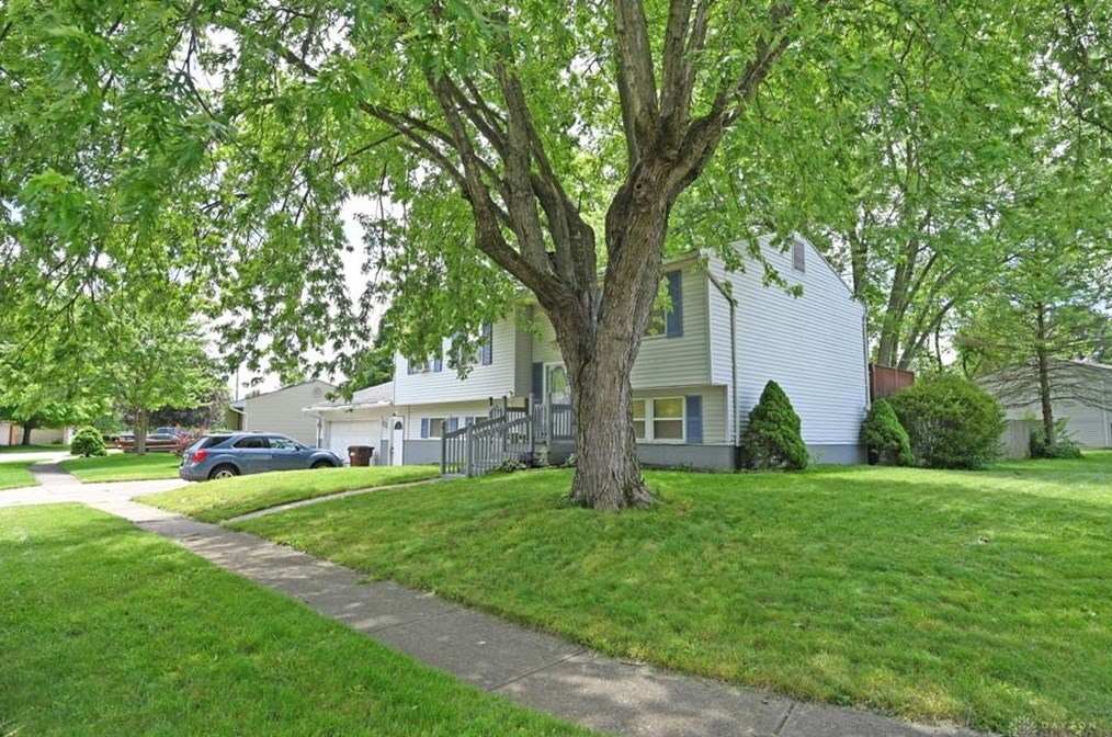 200 Jay Rd, Englewood, OH 45322
