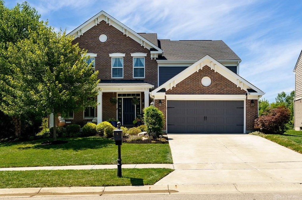 175 Woodstream Dr, Springboro, OH 45066