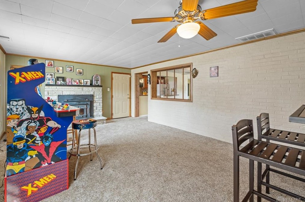 2090 Mattis Dr, Dayton OH  45439-2649 exterior