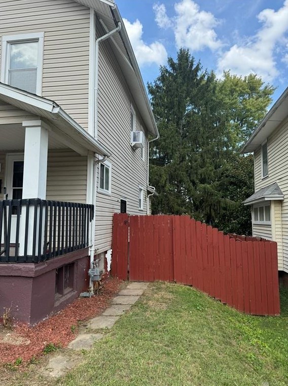 237 Pointview Ave, Dayton, OH 45405-2849