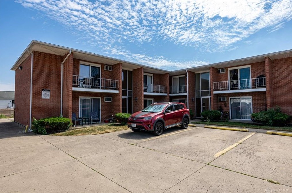 96 Brown School Rd, Vandalia, OH 45377-3056