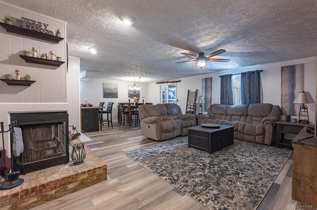 2397 Windsor Village Dr, Miamisburg, OH 45342