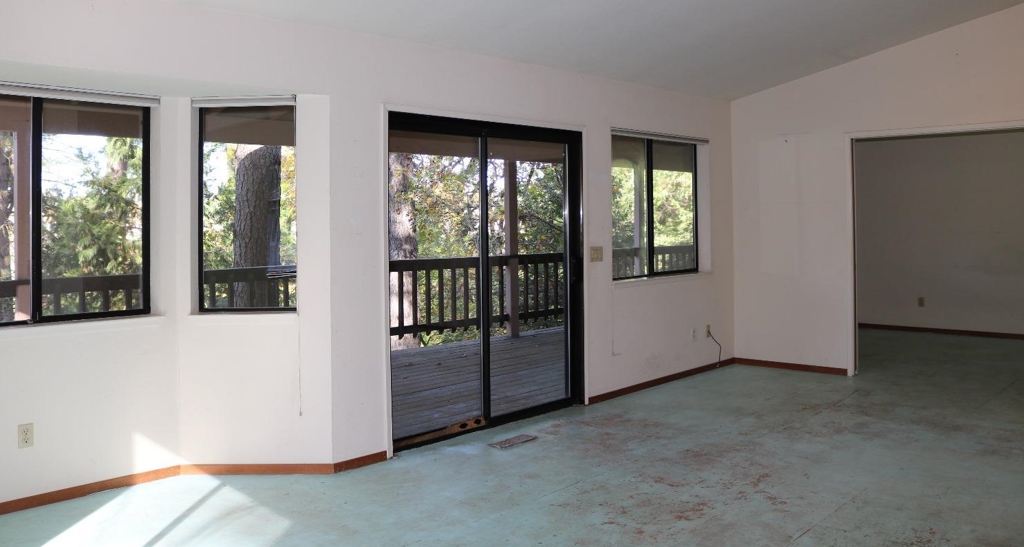 10458 Vly Vw Dr, Grass Valley CA  95949 exterior