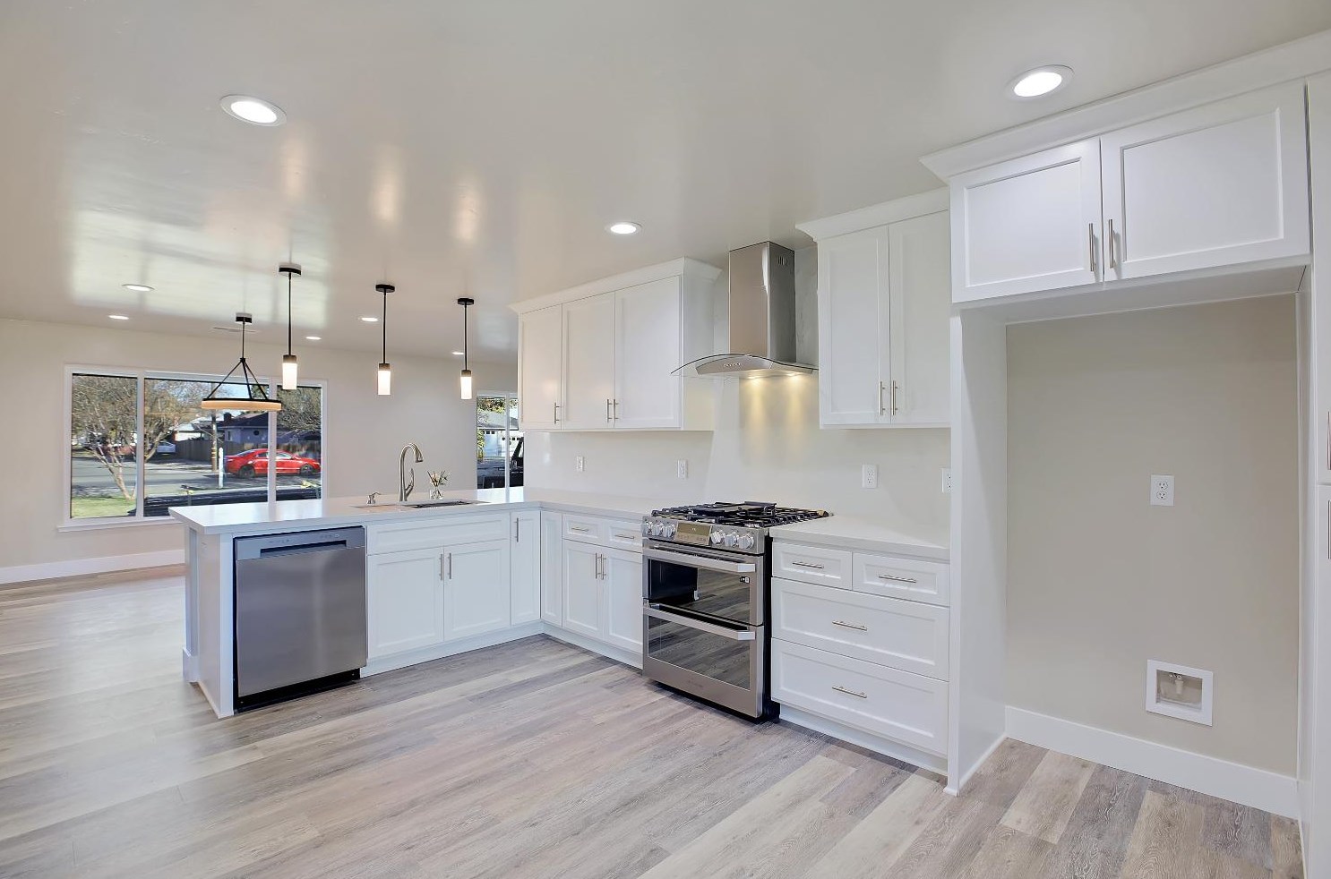 1040 Franklin Ave, Yuba City CA 95991-5320 exterior