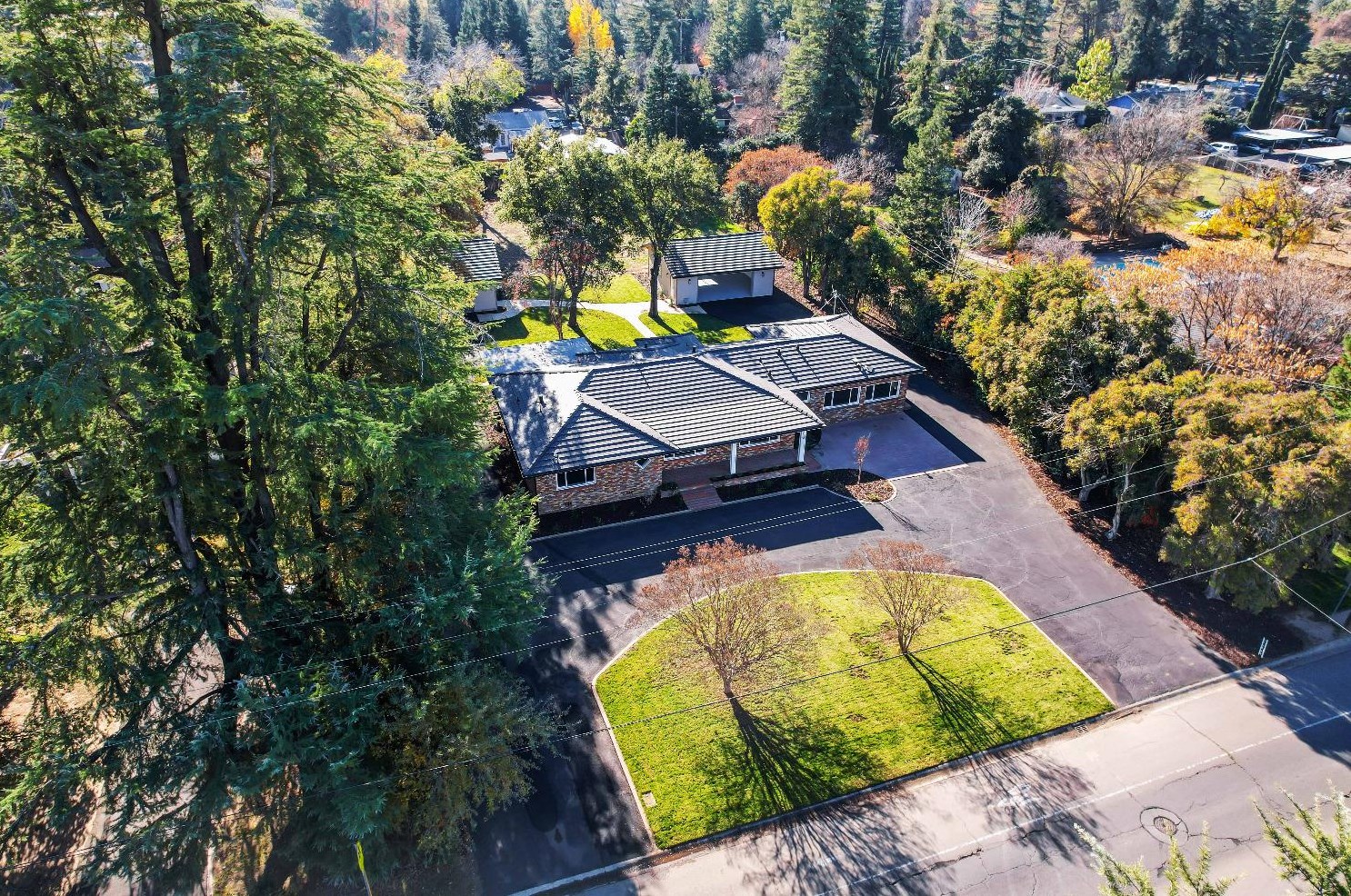 1040 Franklin Ave, Yuba City CA 95991-5320 exterior