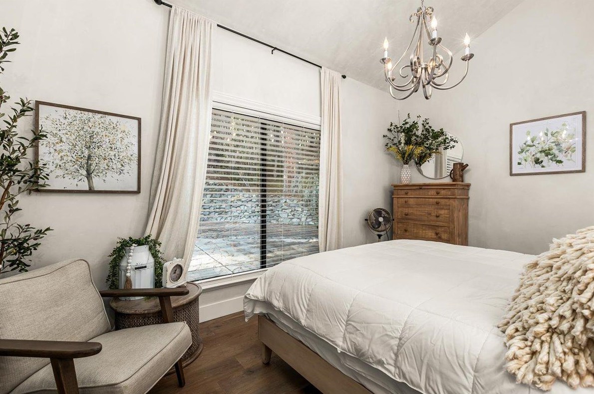 18135 Rollins Vw Dr, Grass Valley CA exterior