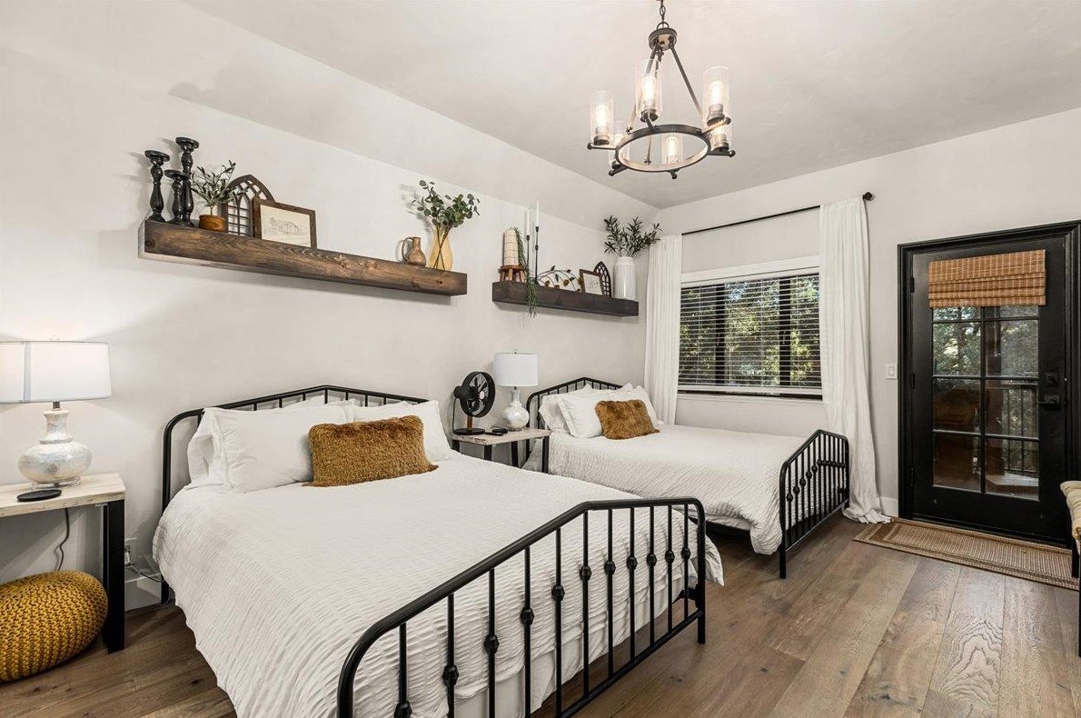 18135 Rollins Vw Dr, Grass Valley CA exterior