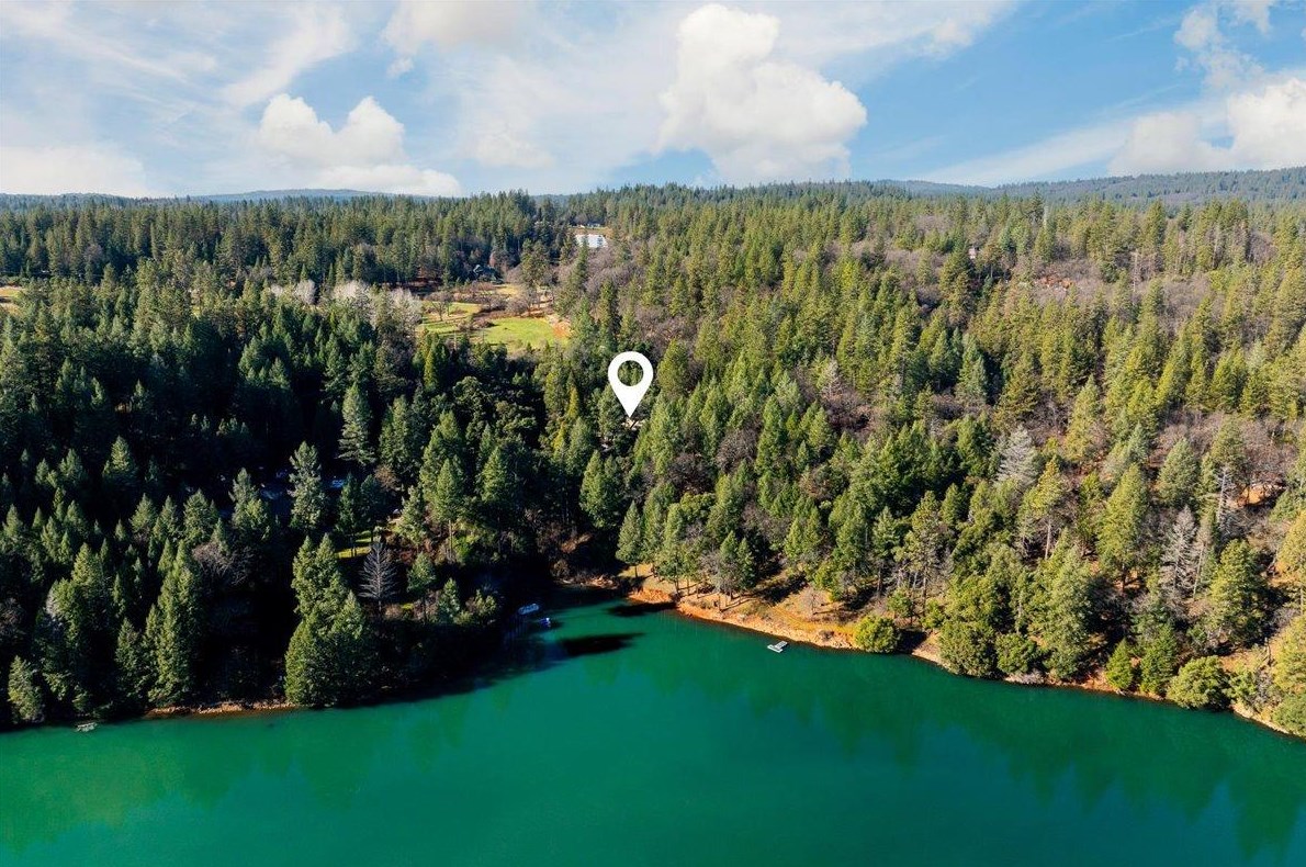 18135 Rollins Vw Dr, Grass Valley CA exterior