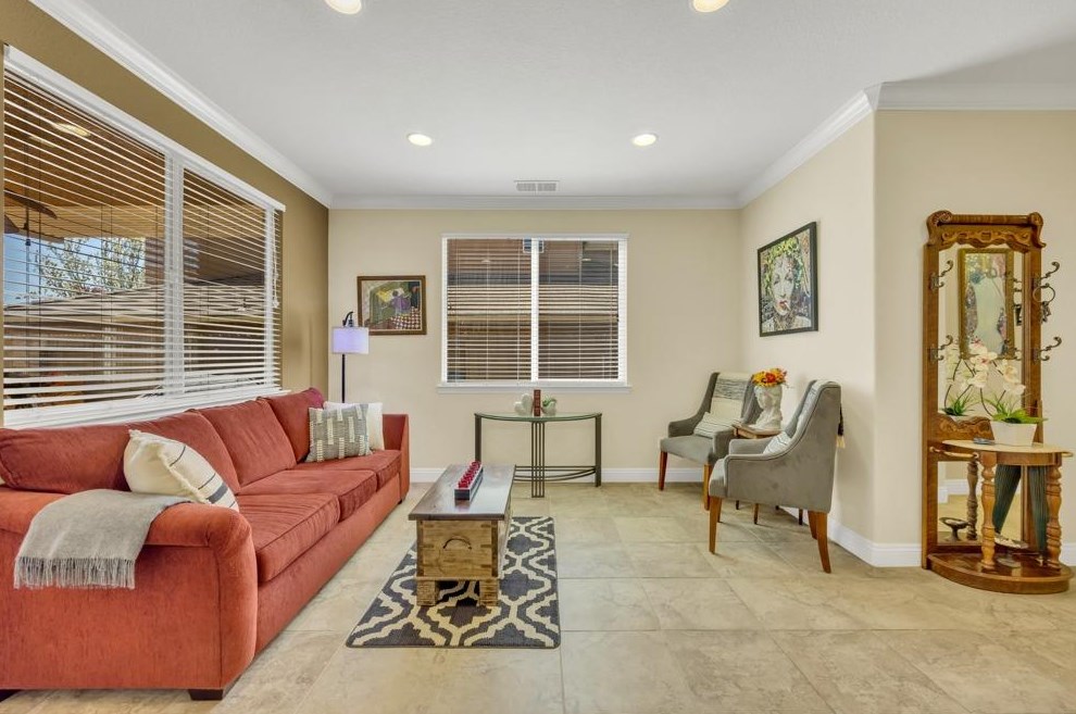 3646 Rosecrest Cir, Folsom CA 95762-9525 exterior