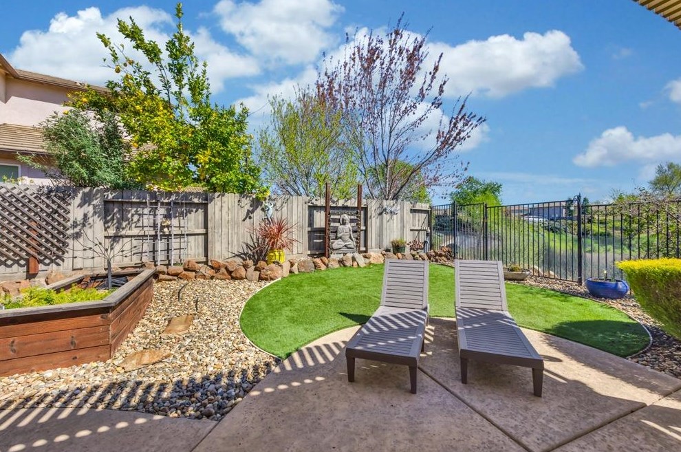 3646 Rosecrest Cir, Folsom CA 95762-9525 exterior