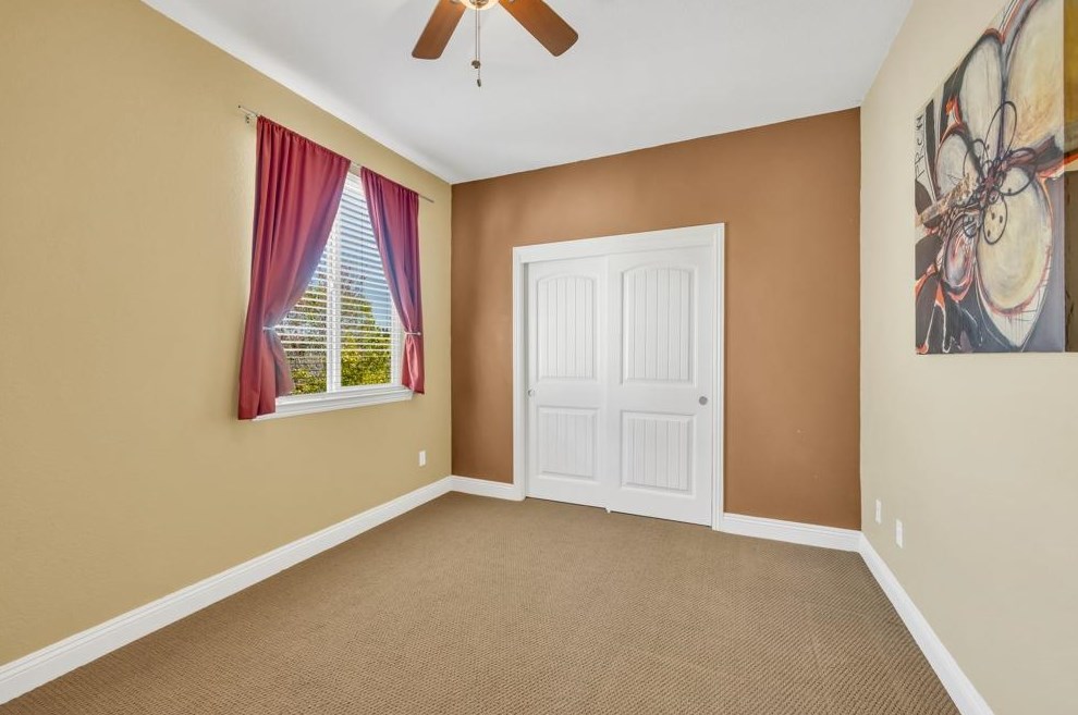 3646 Rosecrest Cir, Folsom CA 95762-9525 exterior