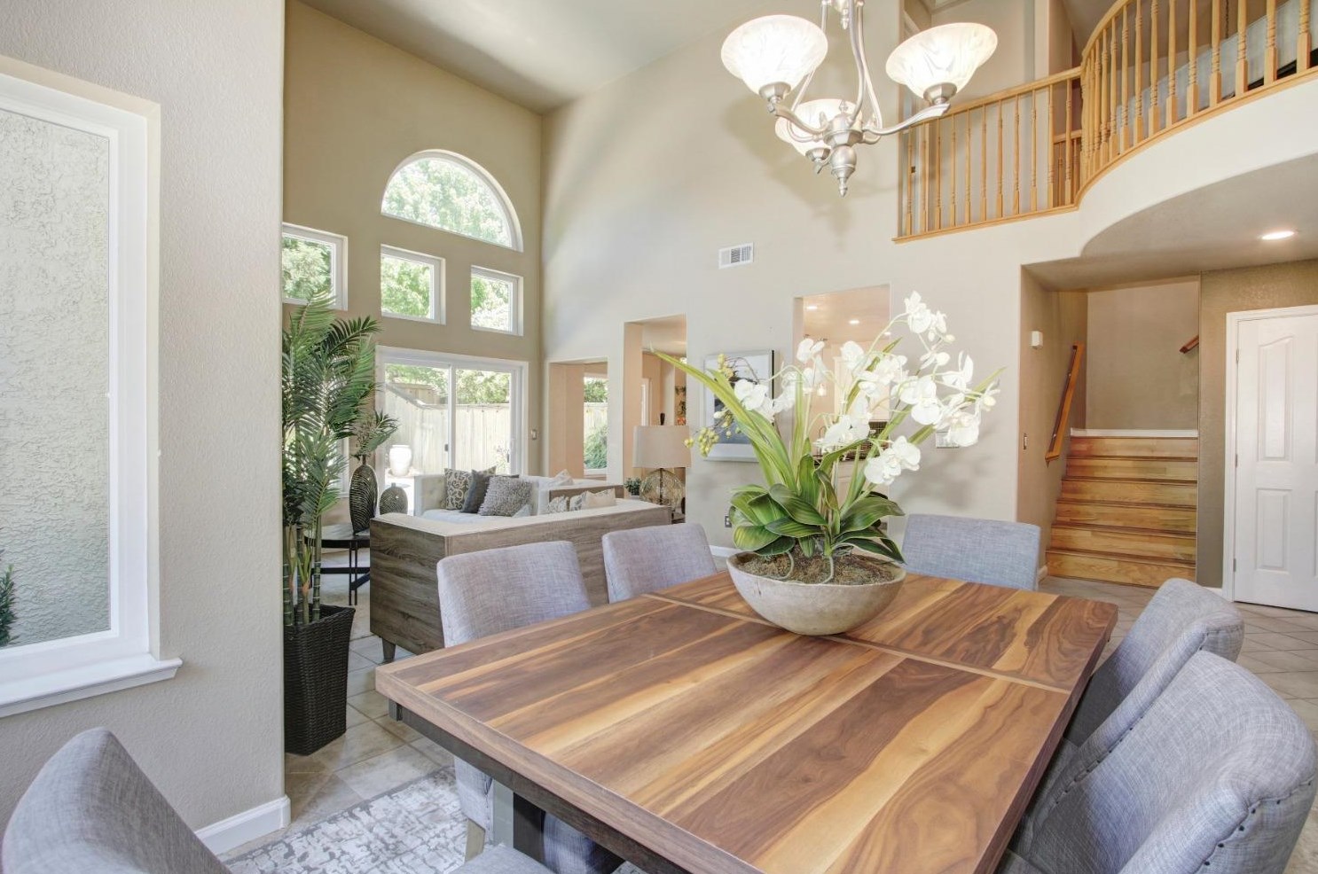 364 Princeton Ct, Roseville CA  95661-7760 exterior