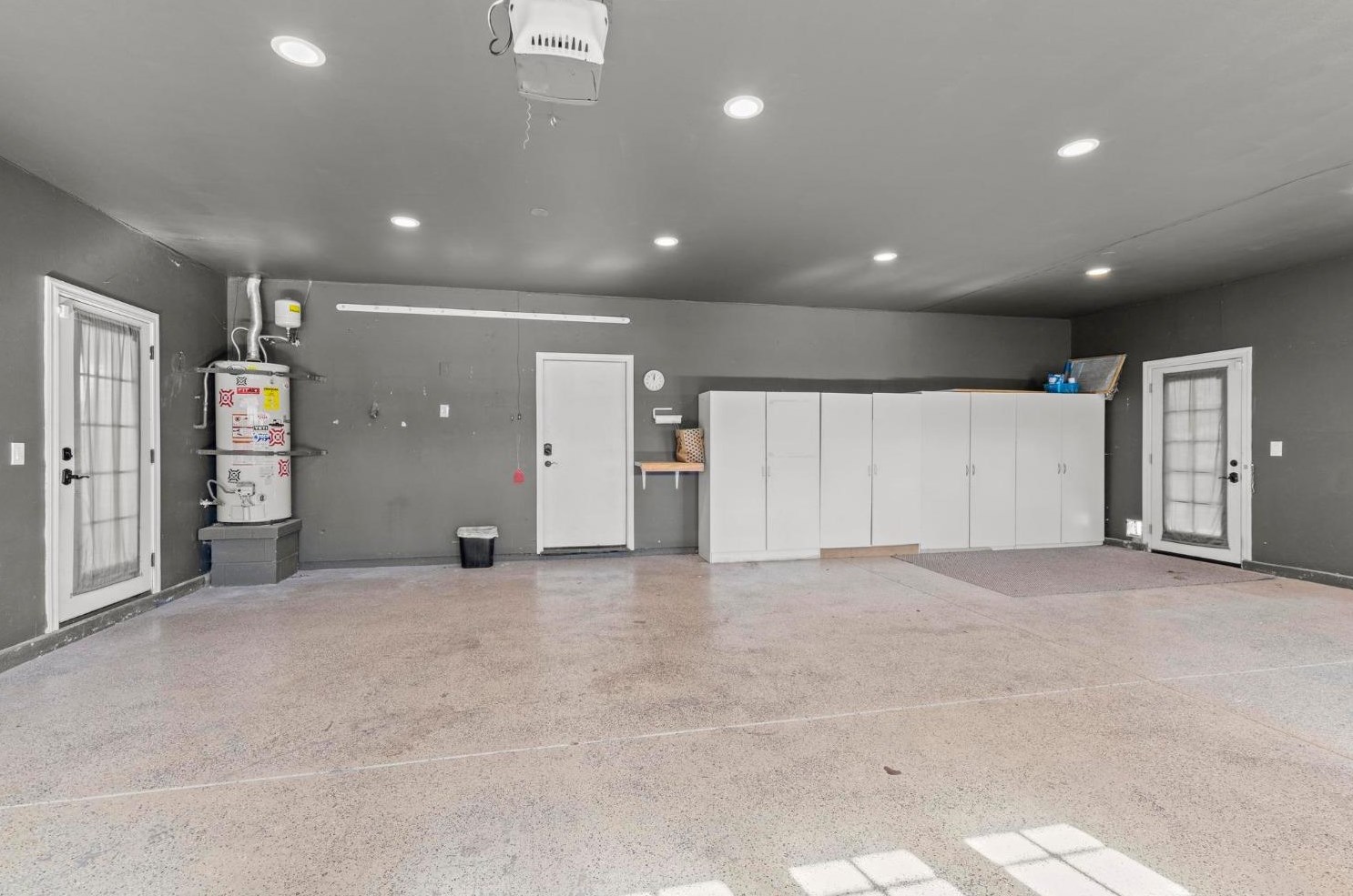 1811 Bradley Est Dr, Yuba City CA  95993-1671 exterior