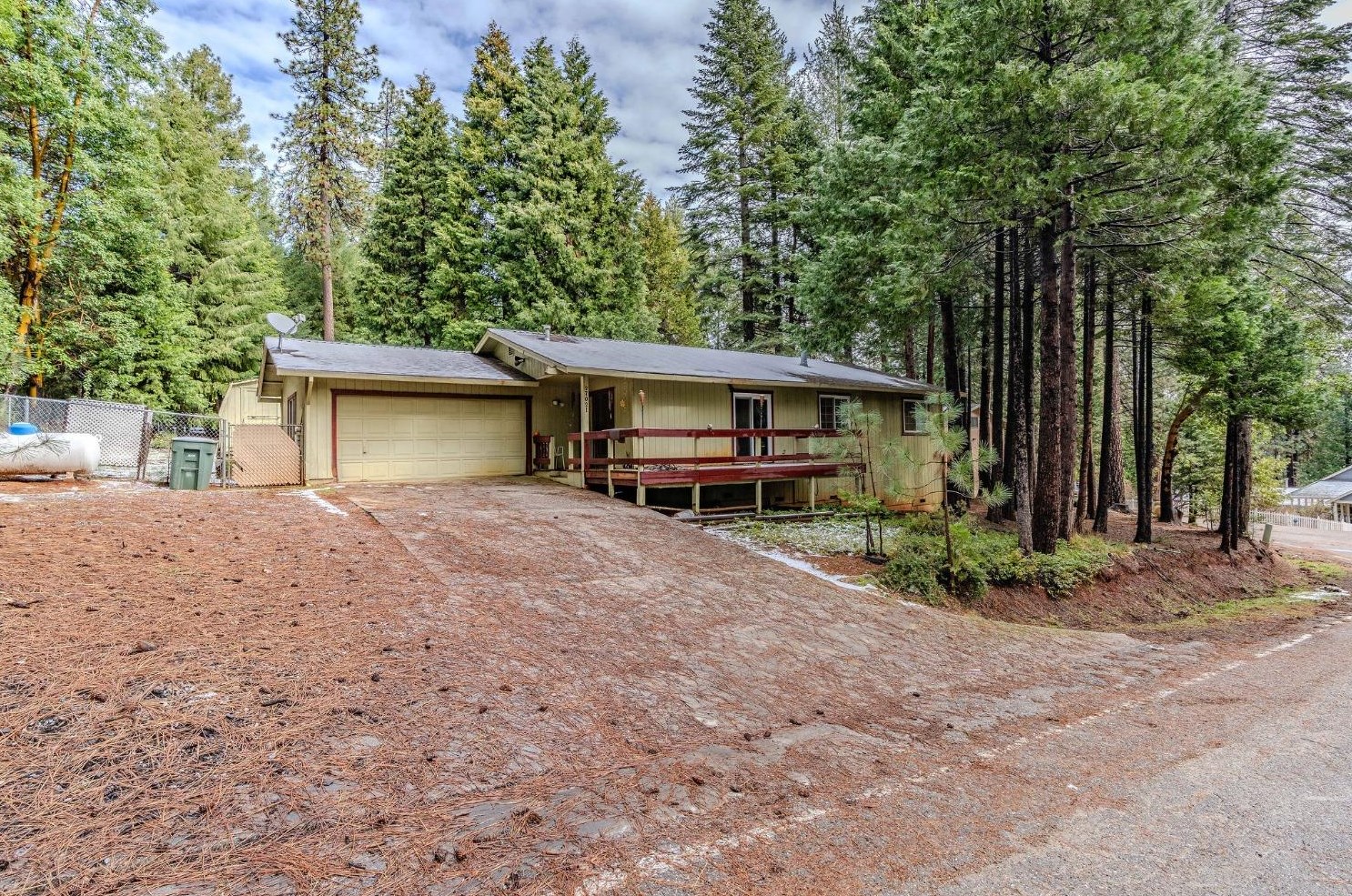 27021 Meadowmont Dr, Pioneer, CA 95666-9674